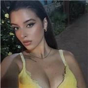 Ciao! Mi chiamo Chiara, ho 19 anni e sono diplomata al liceo con voto 85/100. Contattami per le tue lezioni private!